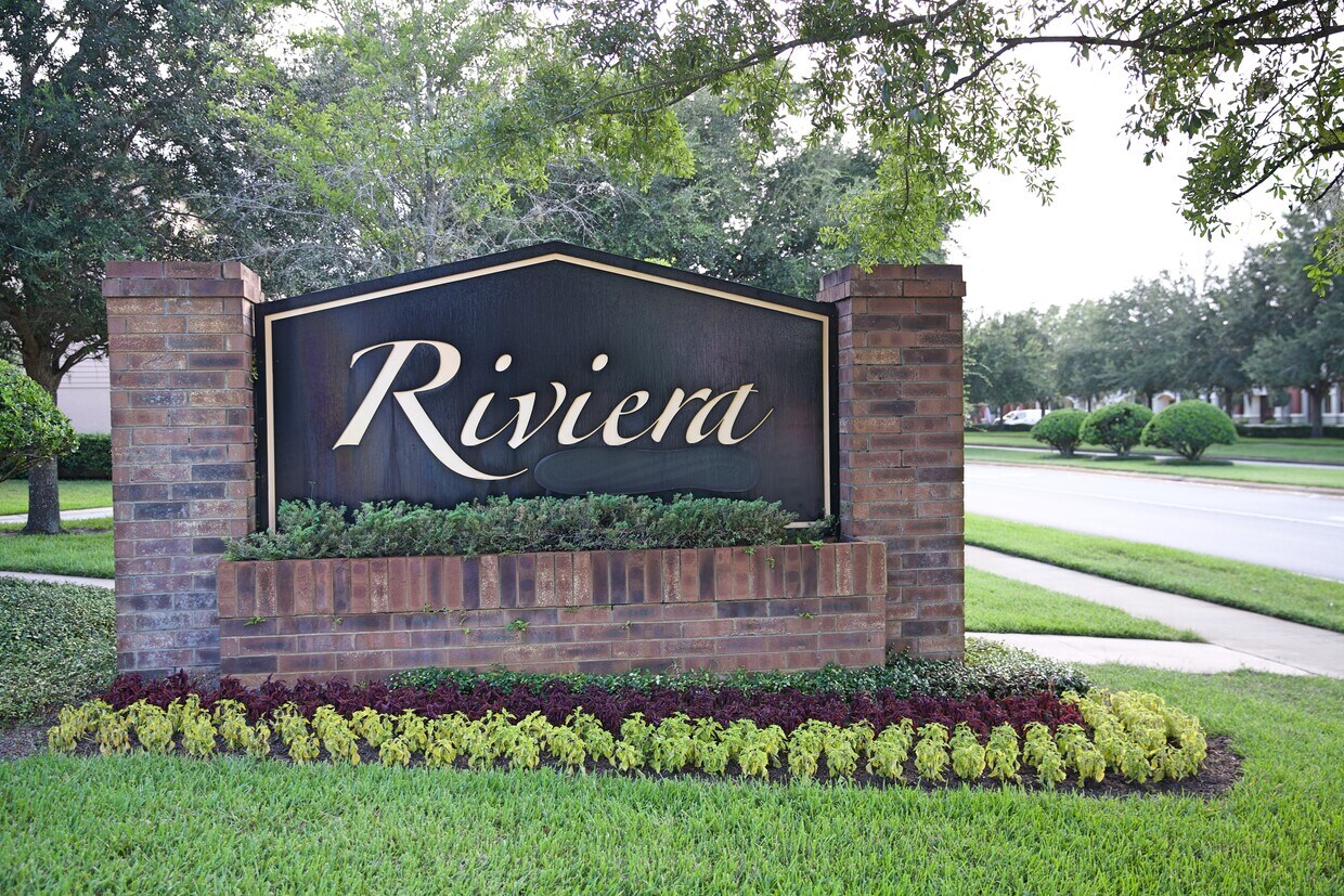 Foto principal - 4221 Regal Town Ln