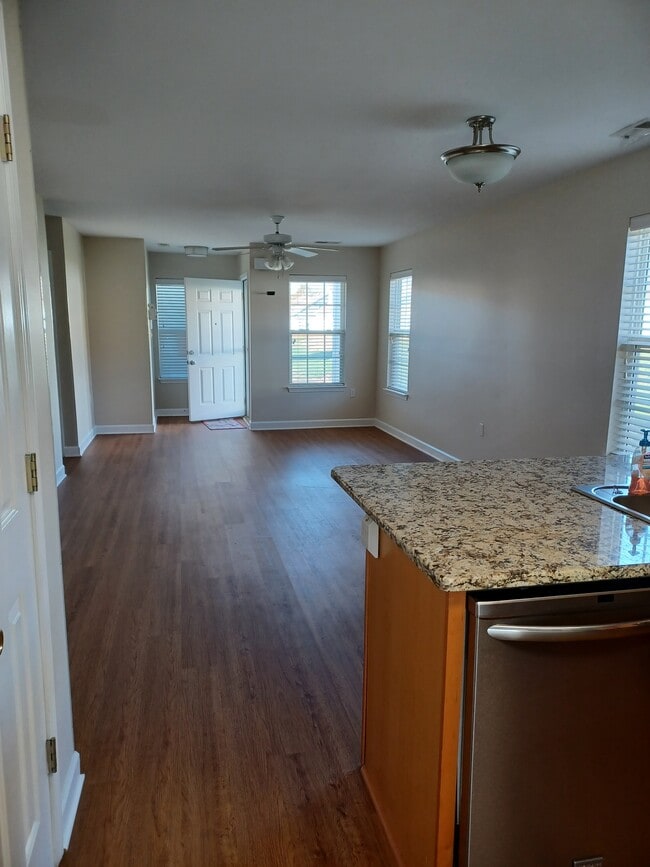 Building Photo - 1214 Sheldon Brook Ln