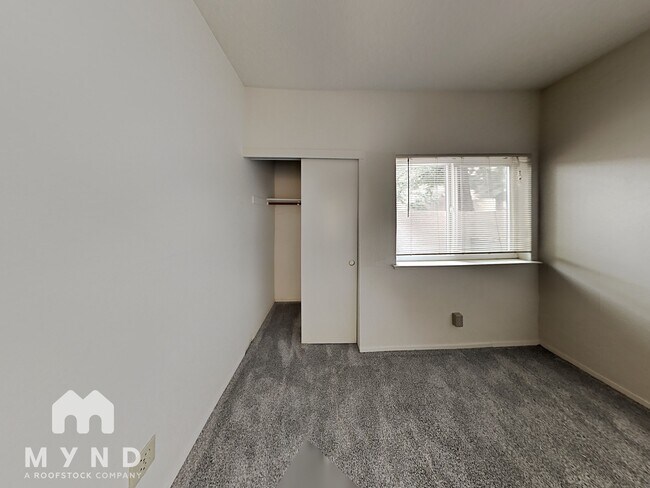 Foto del edificio - 2511 Fulton Square Ln