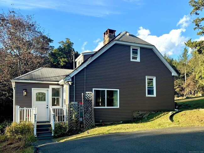 Building Photo - 5 Windmill Rd