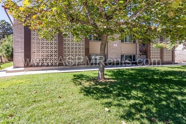 Building Photo - 4126 3200 W
