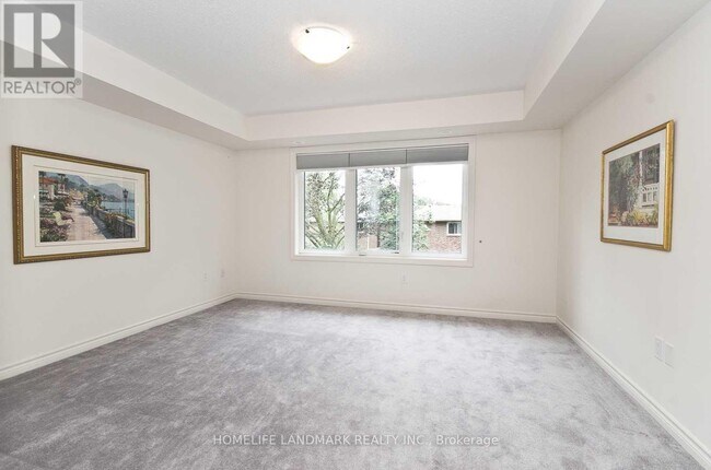 Building Photo - 5 Eaton Park Ln