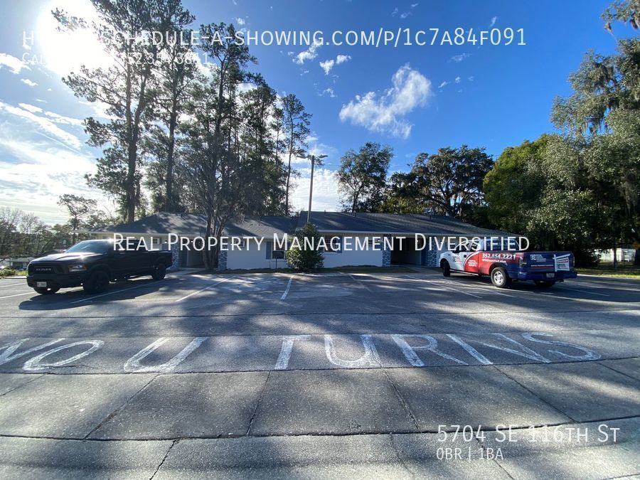 5704 SE 116th St, Belleview, FL 34420 Room for Rent in Belleview, FL