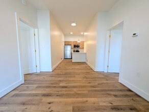 Building Photo - 5900 Fort Ave