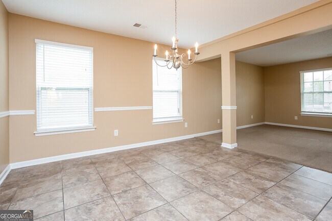 Foto del edificio - 8311 Champion Trail