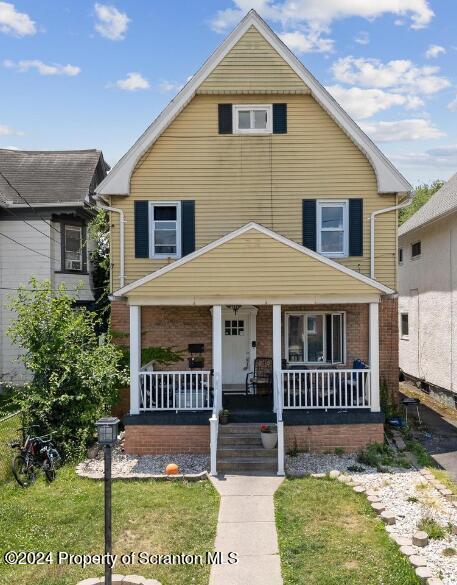 Primary Photo - 919 Wood St