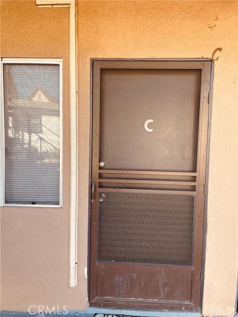 Building Photo - 308 N Primrose Ave