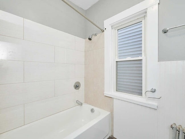Building Photo - 357 K St