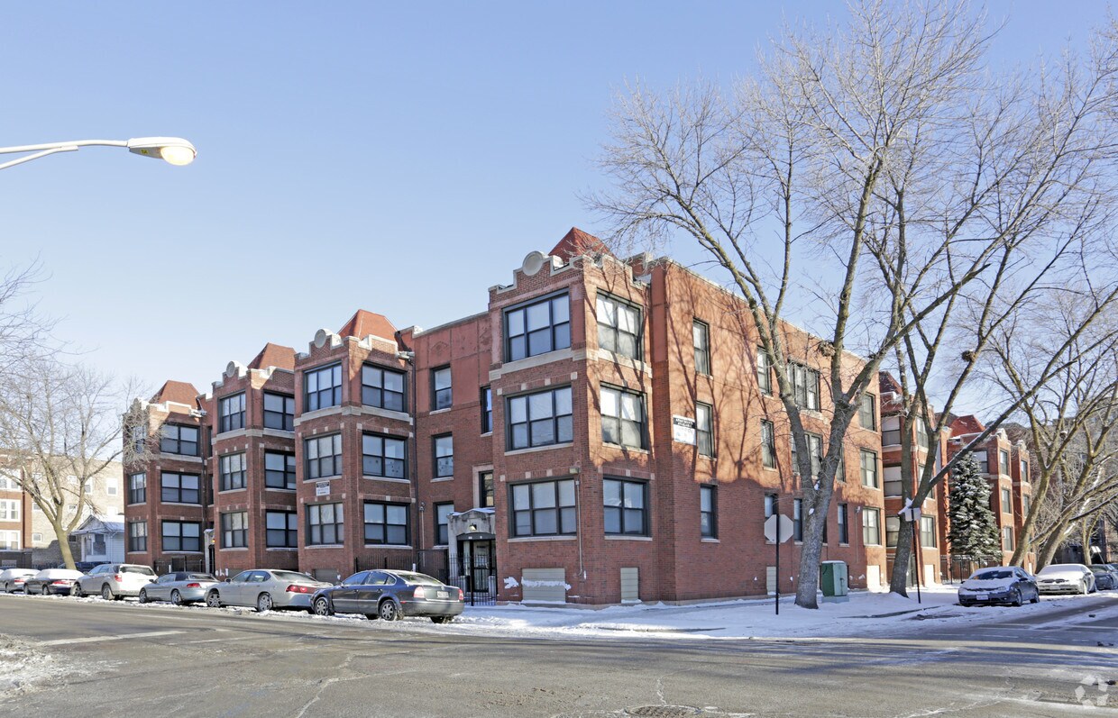 7263 S Coles Apartments in Chicago, IL