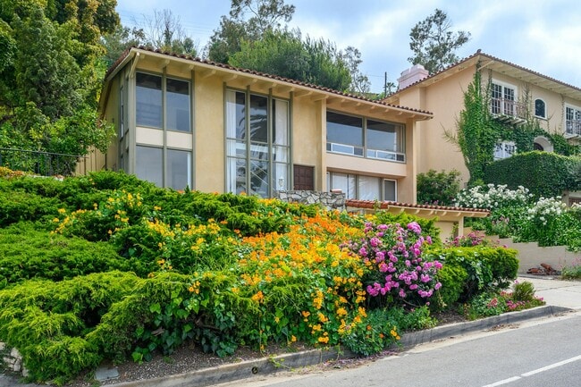 Foto del edificio - 552 Vía Del Monte