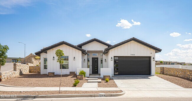 Foto del edificio - 7344 Bobcat Hollow Dr