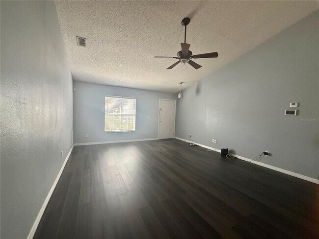 Foto del edificio - 1905 Myakka Ct