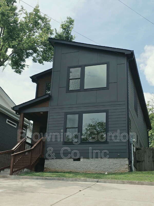 Photo - 3209 Curtis Street House