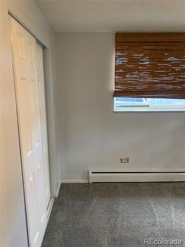 Foto del edificio - 2540 Kenton St