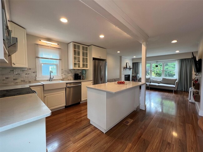 Building Photo - 44 Fieldstone Dr
