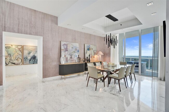 Foto del edificio - 16001 Collins Ave