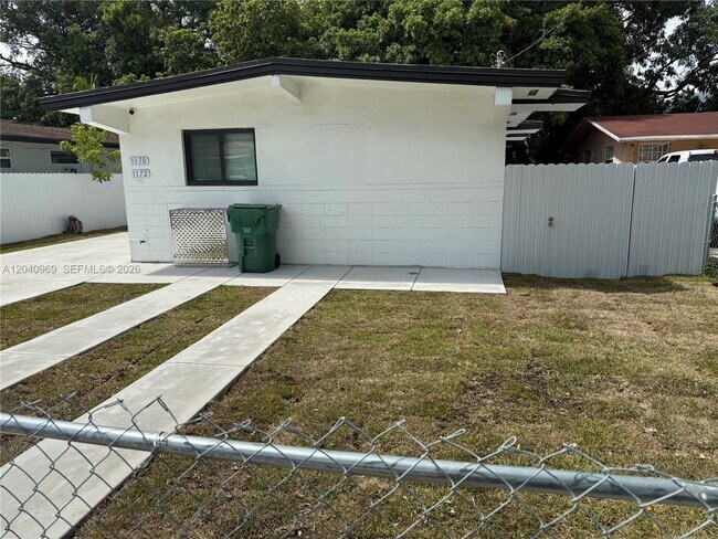 Building Photo - 1170 NW 25th St