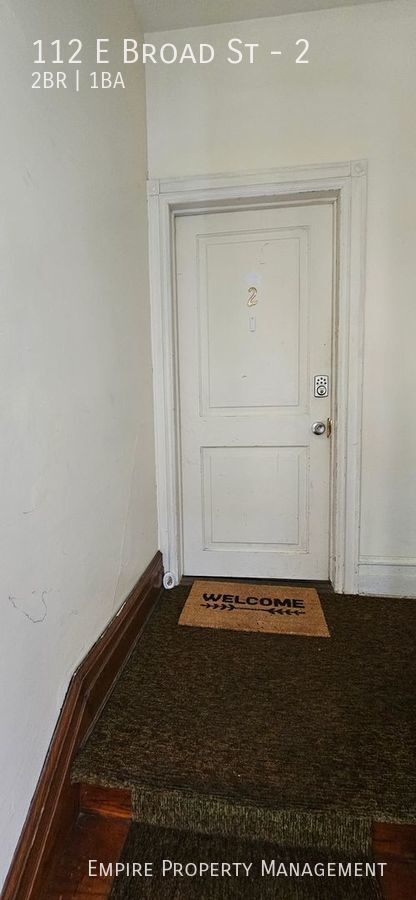 Foto del edificio - 2nd Floor: 2 Bedroom / 1 Bathroom Apartmen...