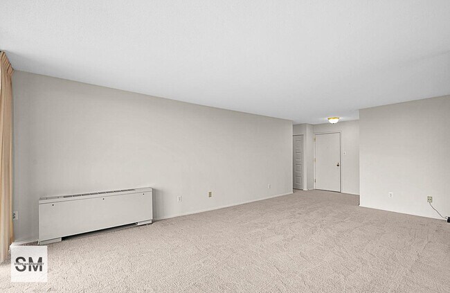 Foto del edificio - 6100 Westchester Park Dr