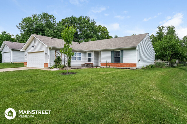 Building Photo - 4611 Lunenburg Dr