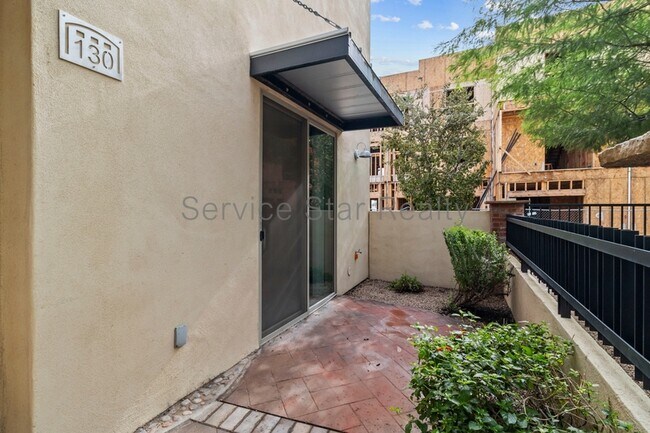 Foto del edificio - 1406 W Main St