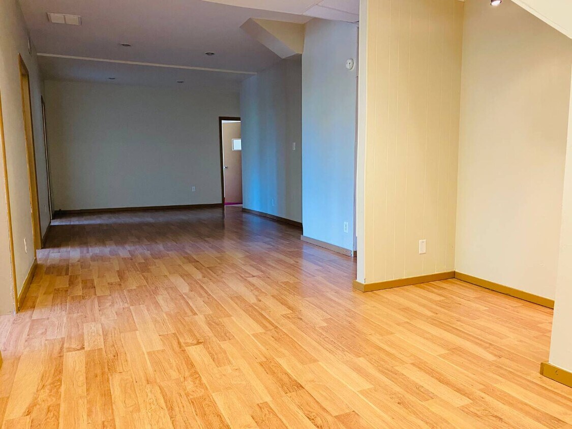 Foto principal - 76 Bay St