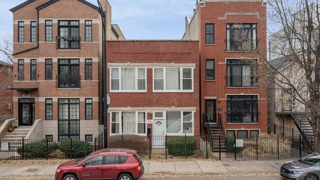 Building Photo - 2143 W Warren Blvd