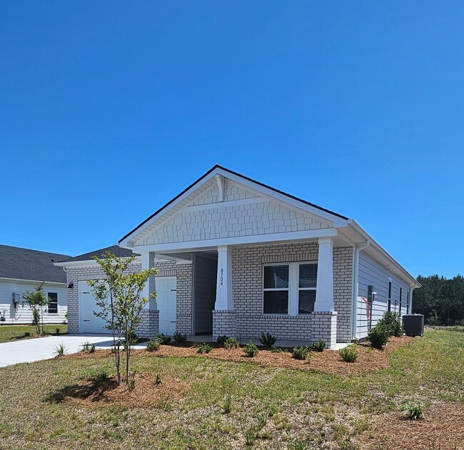 Building Photo - Long-Term Luxury Living – New Waterside Co...
