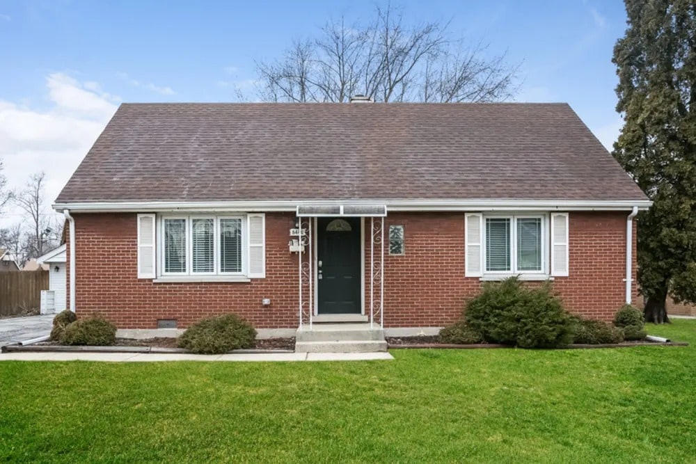 Primary Photo - 8441 Lockwood Ave