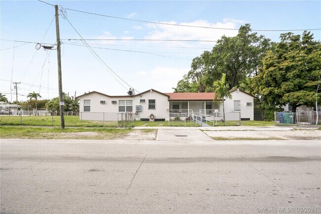 Foto del edificio - 3101 NW 28th St