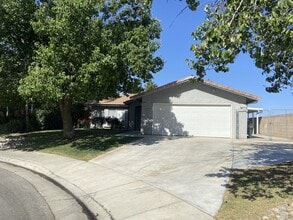 Building Photo - 6903 Creamery Ln