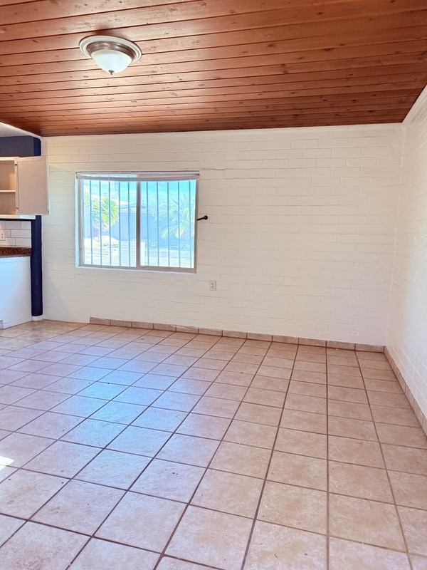 Foto del edificio - 232 W Flores St