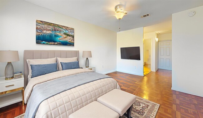 Foto del edificio - 12250 Copper Tree Pvt Ln