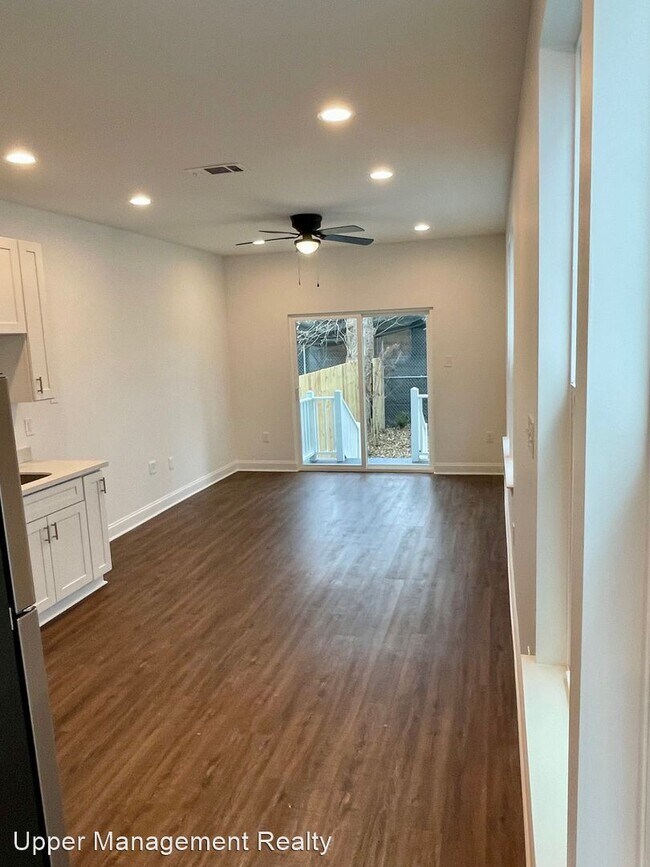 Building Photo - 2 br, 2.5 bath Apartment - 1618 - 1620 Mag...