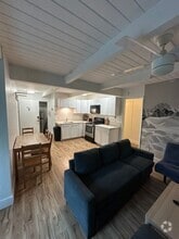 Building Photo - 66 Jahan Dr