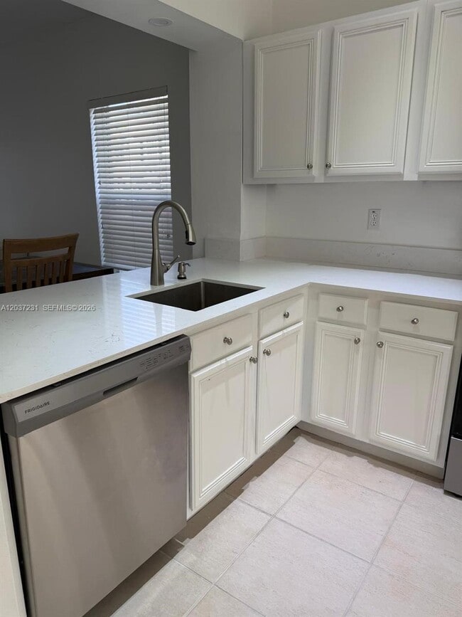 Building Photo - 5142 Palmbrooke Cir