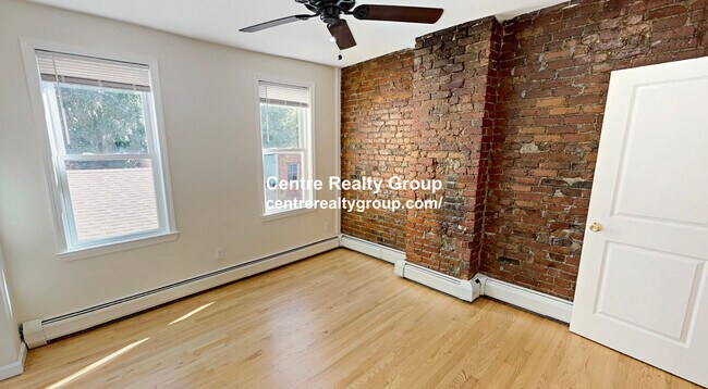 Building Photo - 50 Cameron St