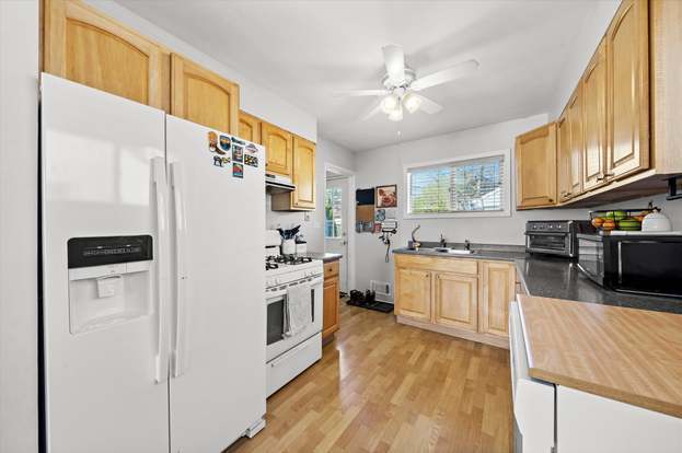 Foto del edificio - 4616 Main St