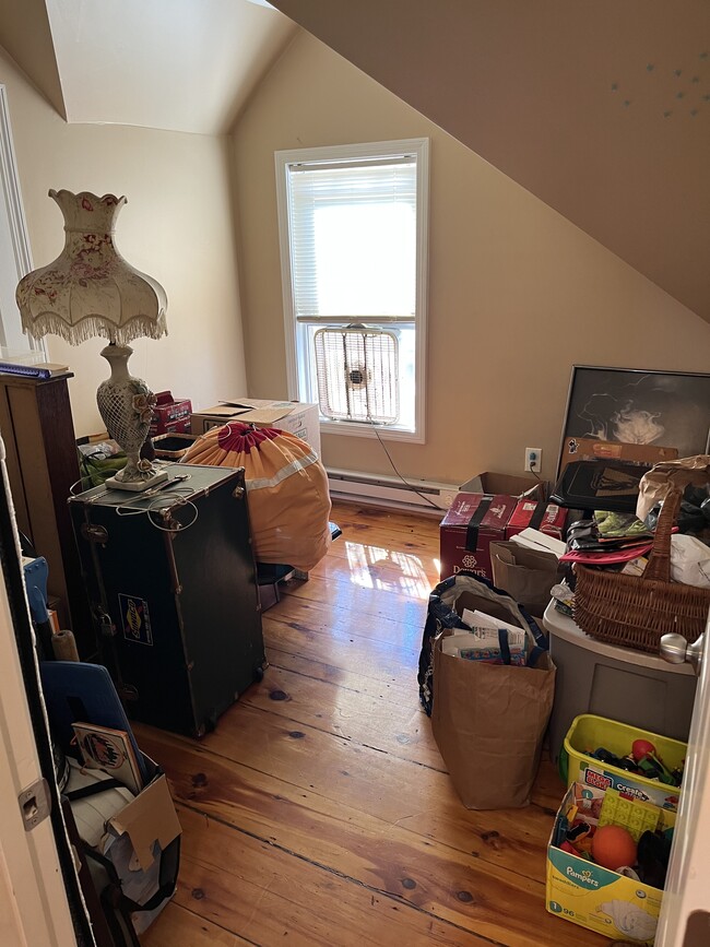 Bed #2 - 87 Endicott St