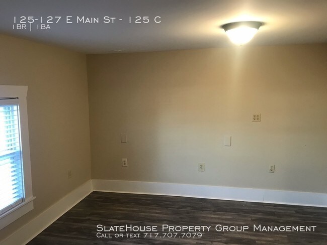 Foto del edificio - Newly Renovated Apartment with Kitchenette
