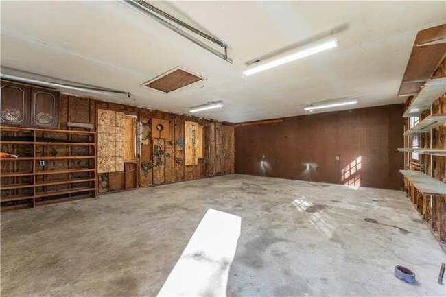 Foto del edificio - 2728 S Westport Rd