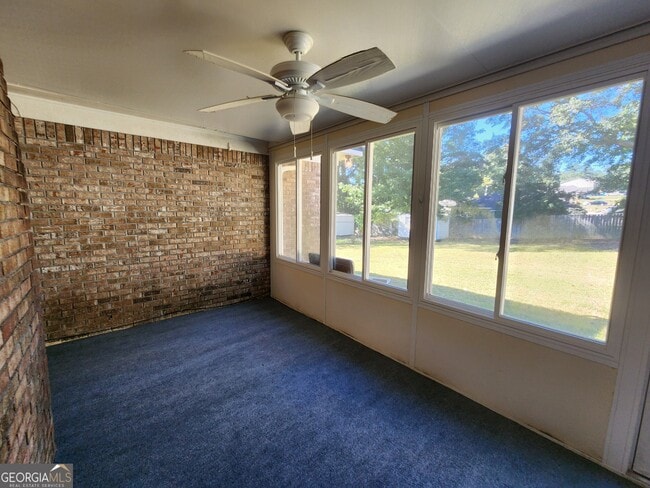 Building Photo - 419 Hannahatchee Ave