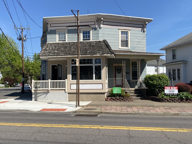 Exterior - 620 Wyoming Ave