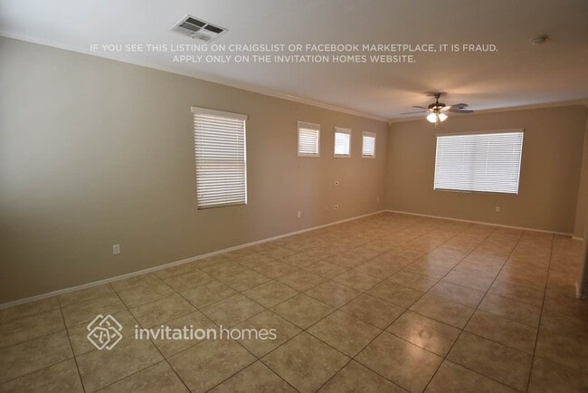 Foto del edificio - 1450 S Longspur Ln
