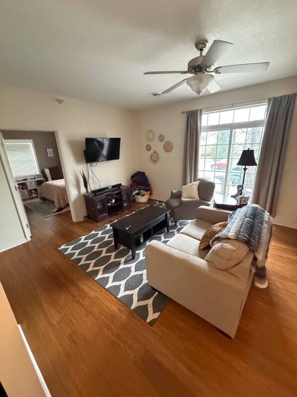 Foto del edificio - 4503 Twain Cir