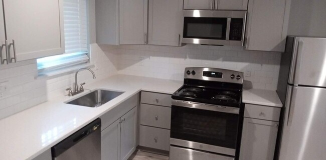 Interior Photo - Shawnee Apartments