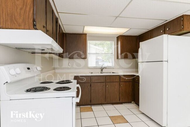 Foto del edificio - 2225 N Seminole St