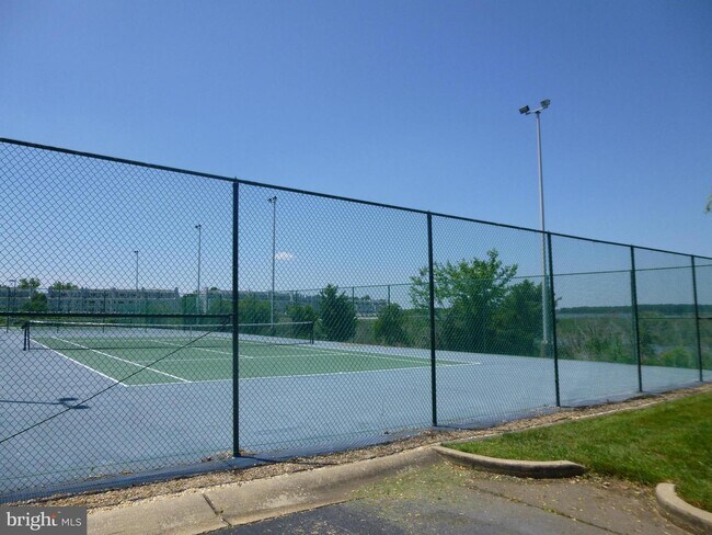 Building Photo - 110 Oyster Cove Dr