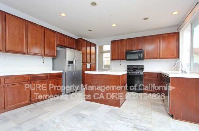 Foto del edificio - 38939 Autumn Woods Rd