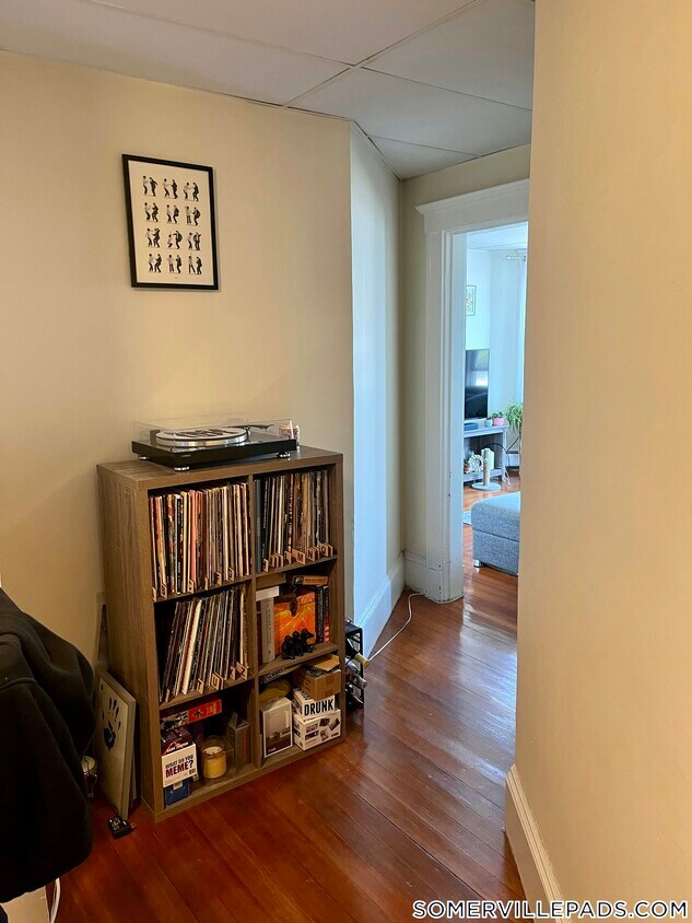 Primary Photo - 112 Thurston St